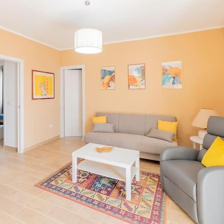 Casa Vacanze La Dolce Vita Mandra Capreria Exteriör bild